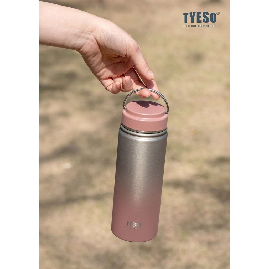 Tyeso Tumbler Botol Gradasi 750ml TS-8853 Double Vacuum Insulated Stainless Steel Tahan Panas DIngin
